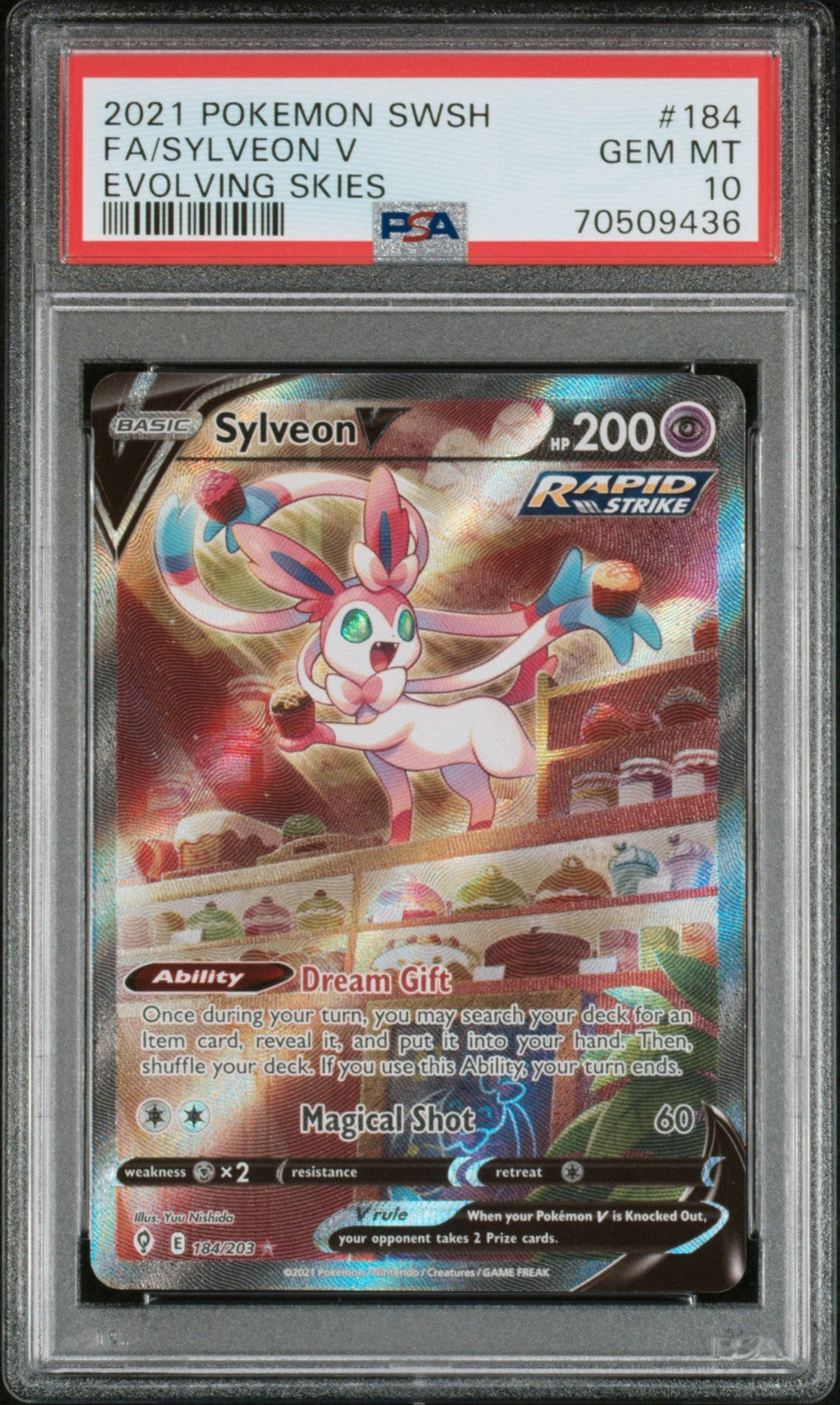 Sylveon V 184/203 Evolving Skies Pokemon PSA 10