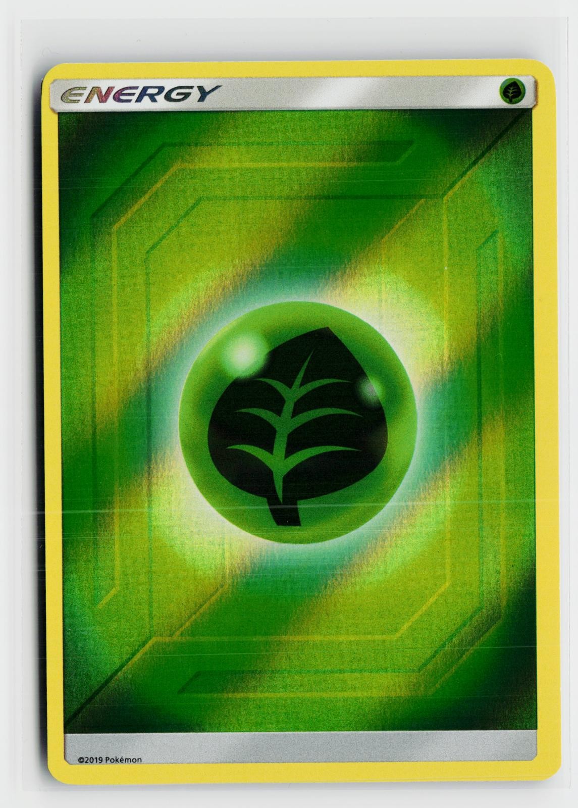 Grass Energy (2019 Unnumbered) SM - Team Up NM C Reverse Holo Pokemon